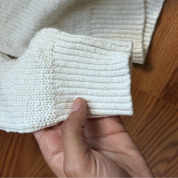 Faherty Brand Sun motif Women's Sweater - Picture 6 of 6